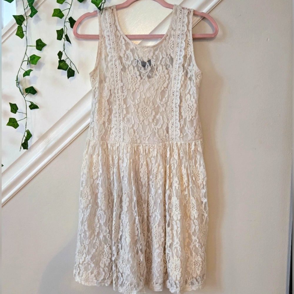 🐶VTG Y2k Lace Boho Mini Dress